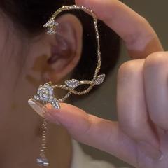 Personality diamond rose flower ear wrap