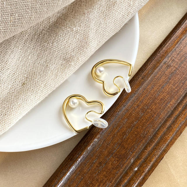 Pearl heart clip on earrings