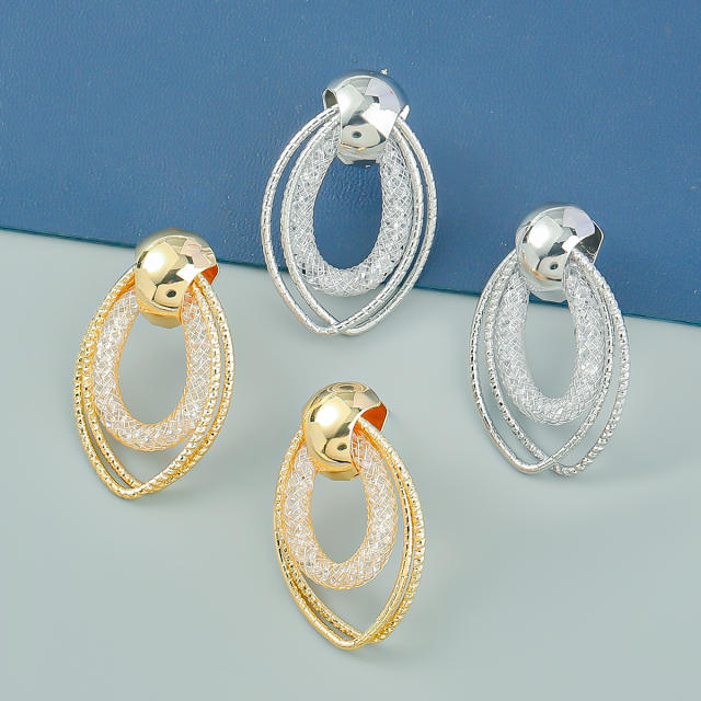 INS geometric oval shape ear studs