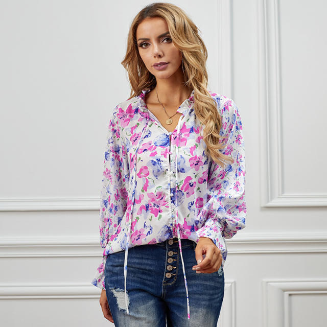 Balloon sleeve patterned blouse