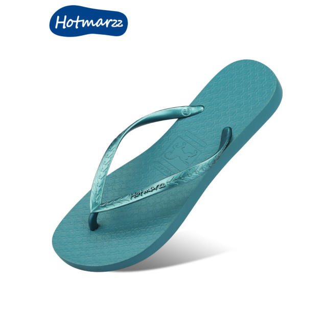 Beach flat flip flops