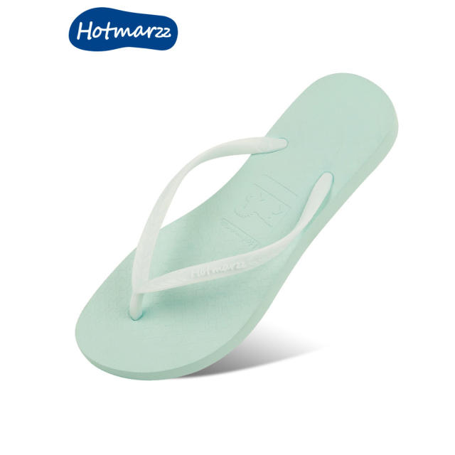 Beach flat flip flops