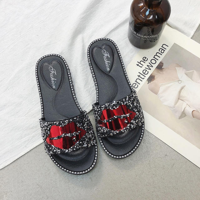 Sexy lips rhinestone slippers