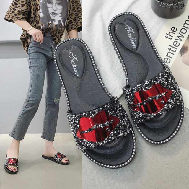 Sexy lips rhinestone slippers