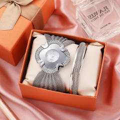 Concise two piece women watch bangle set
