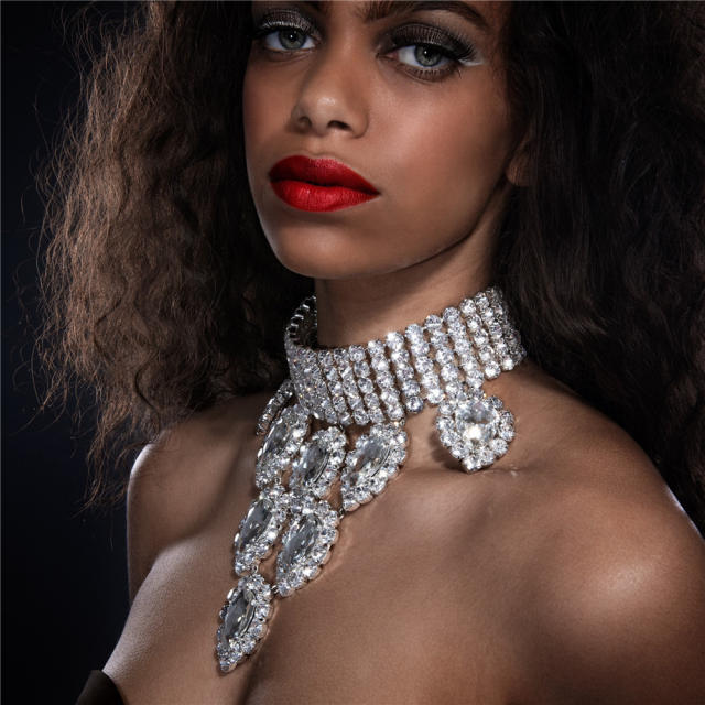 Luxury pave setting diamond choker necklace