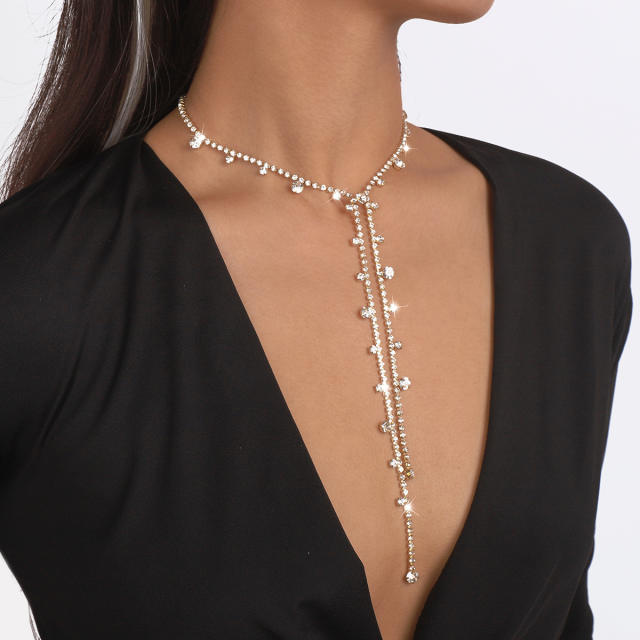 Concise diamond lariet necklace