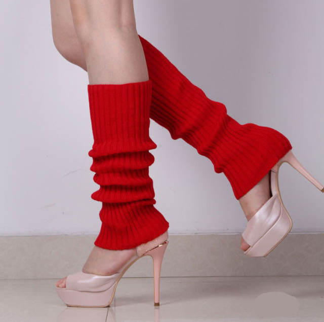 Popular plain color knitted knee high socks dance socks