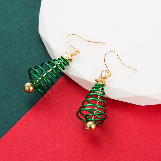 Creative green color christmas tree earrings