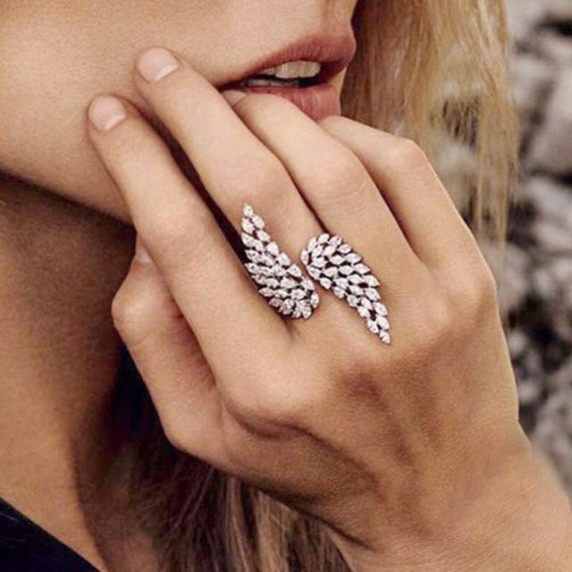 Luxury angel wing design full diamond rings