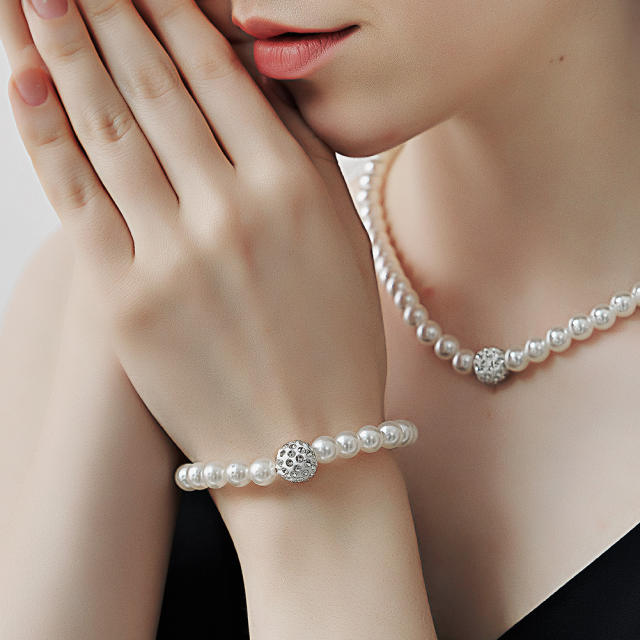 Simple pearl necklace set for wedding