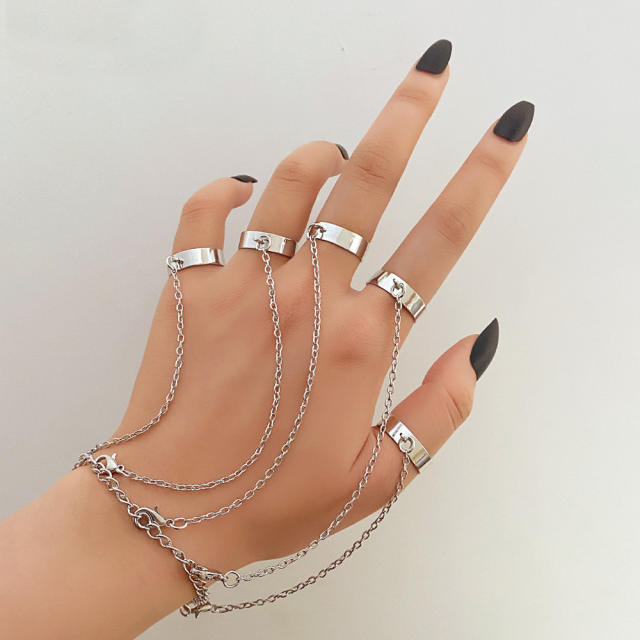 Hiphop punk trend chain rings