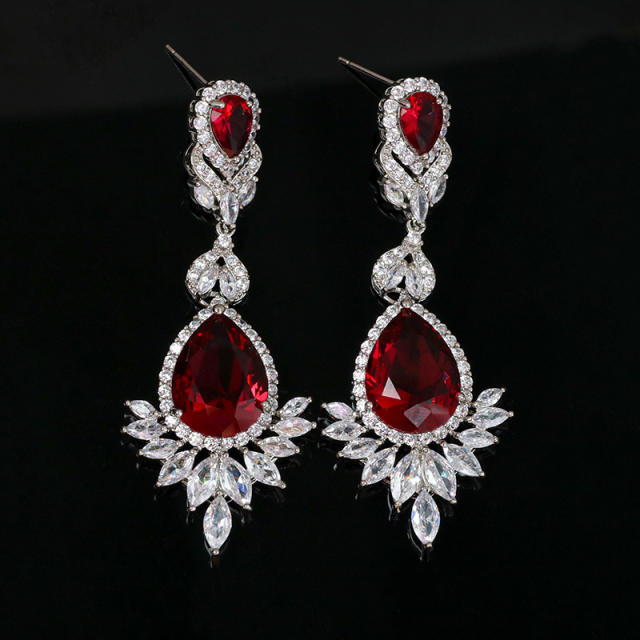 Luxury colorful diamond necklace set