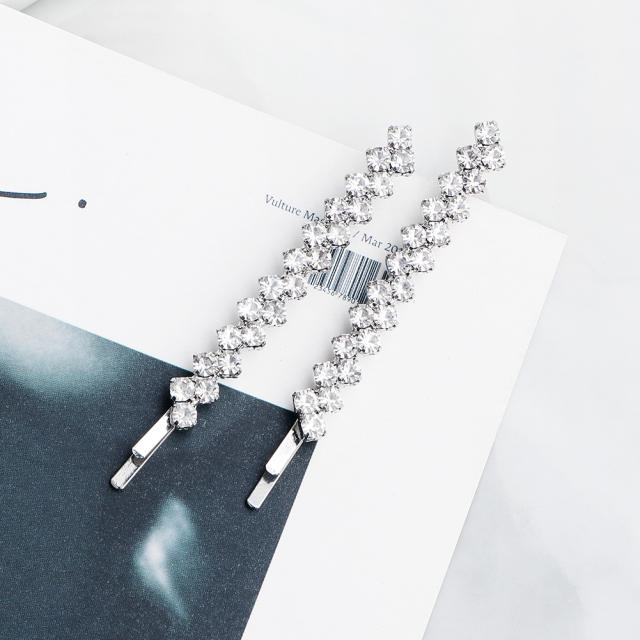 Classic diamond bobby pins