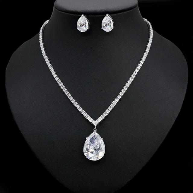 Color cubic zircon drop diamond necklace set