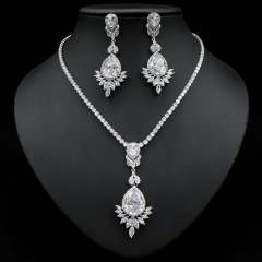Luxury colorful diamond necklace set