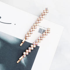 Classic diamond bobby pins