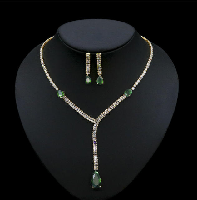 Delicate colorful cubic zircon diamond necklace set
