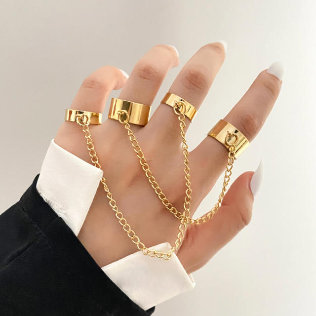 Hiphop punk trend chain rings