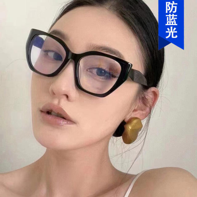 Easy match reading glasses