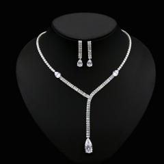 Delicate colorful cubic zircon diamond necklace set