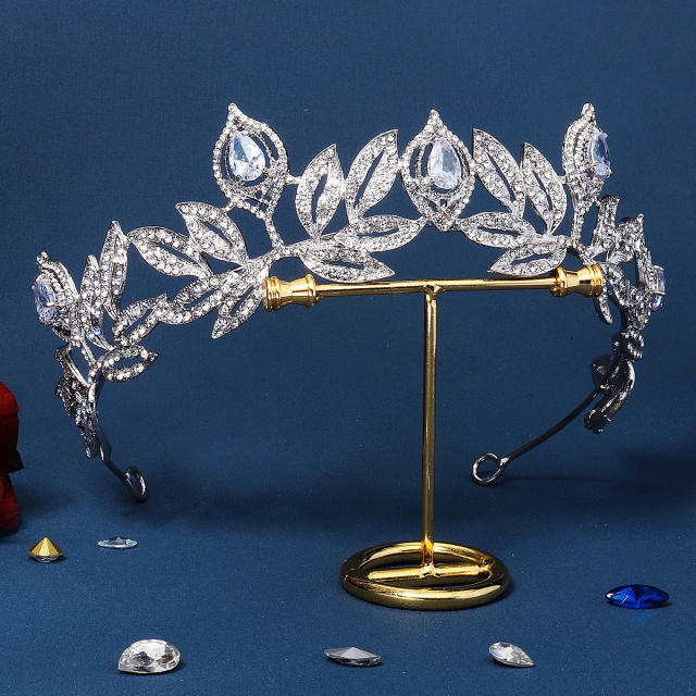 Baroque pave setting rhinestone leaf design crown