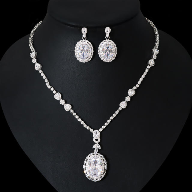 Occident fashion delicate diamond necklace set