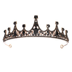 Baroque diamond crown