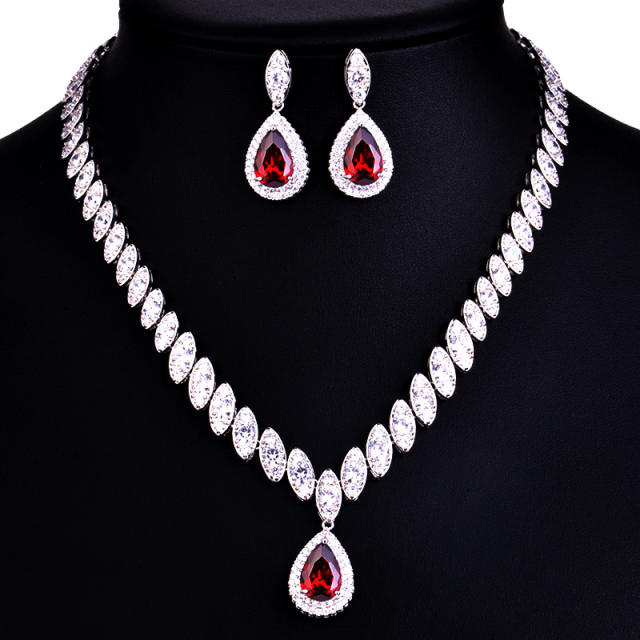 Delicate color cubic zircon drop diamond necklace set