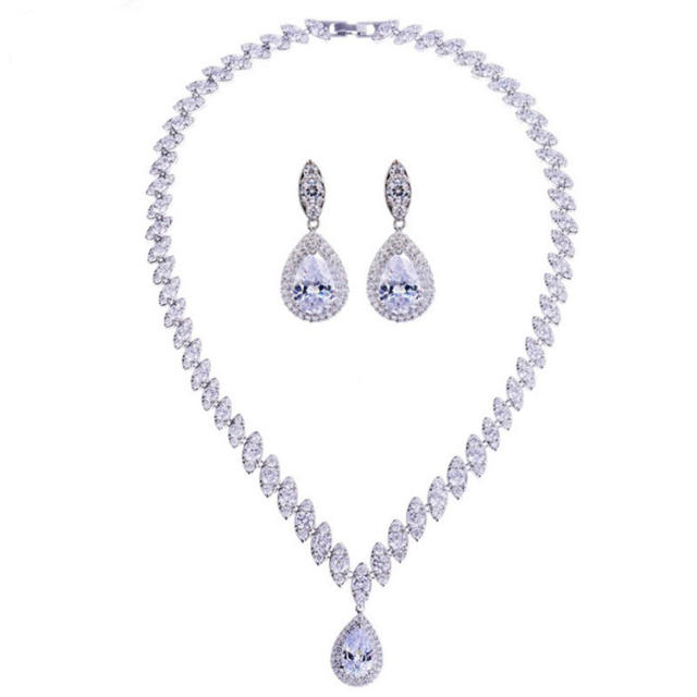 Delicate color cubic zircon drop diamond necklace set