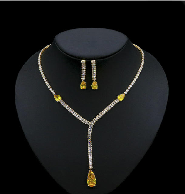 Delicate colorful cubic zircon diamond necklace set