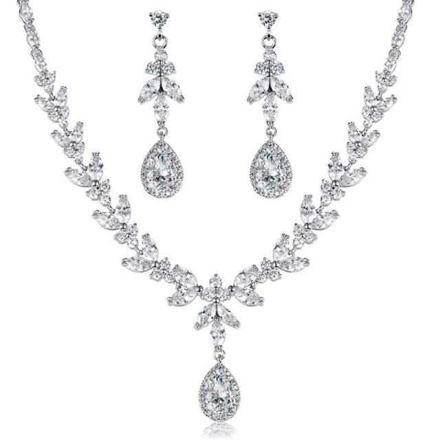 AAA cubic zircon sapphire drop wedding necklace diamond necklace