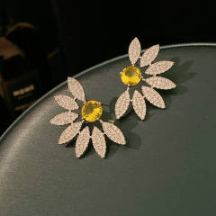 Luxury pave setting diamond sunflower studs earrings