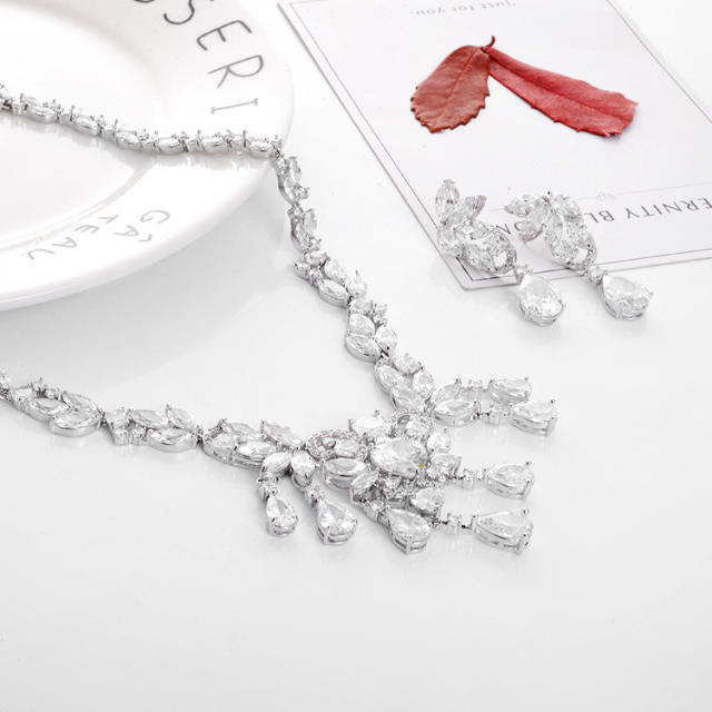 Luxury colorful cubic zircon diamond necklace set
