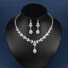 AAA cubic zircon sapphire drop wedding necklace diamond necklace