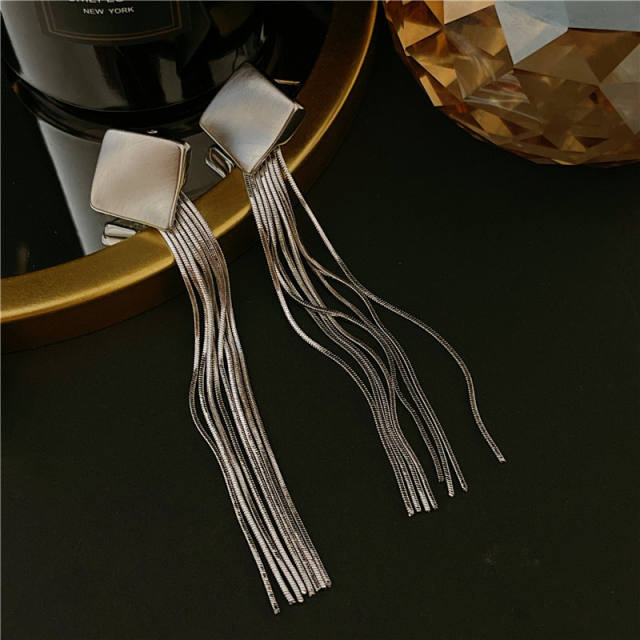Popular frost square chain tassel earrings for women