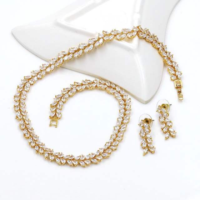 Delicate pave setting cubic zircon diamond necklace