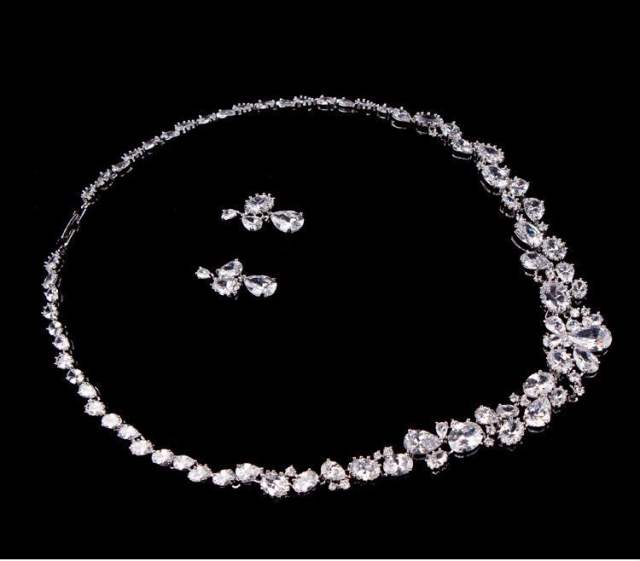 White and blue color cubic zircon diamond necklace set