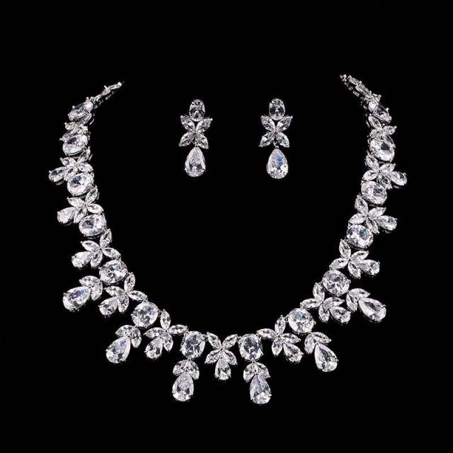 Top quality AAA cubic zircon diamond necklace set