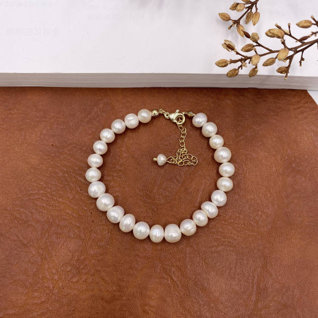 Korean fashion vintage baroque pearl necklace bracelet