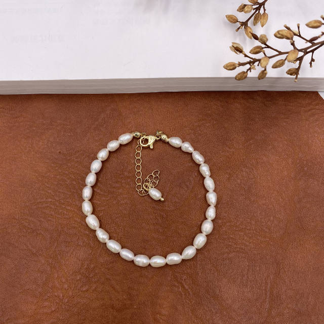 Korean fashion vintage baroque pearl necklace bracelet