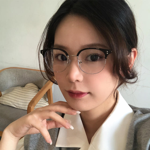 Blue light reading glasses