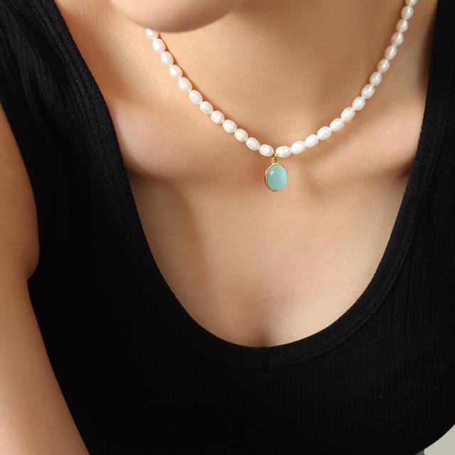 Classic opal pendant waterpearl bead choker necklace