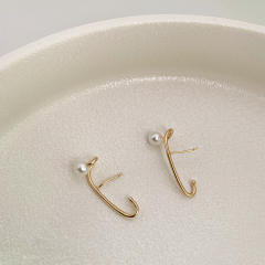 Korean fashion super simple pearl earrings