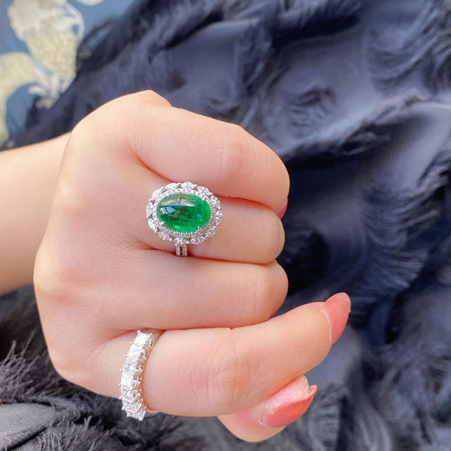 Oval shape emerald statement rings