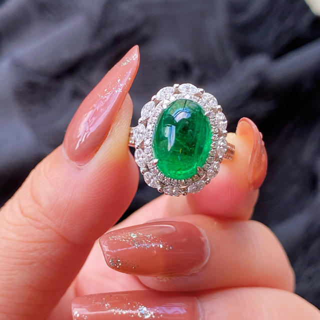 Oval shape emerald statement rings