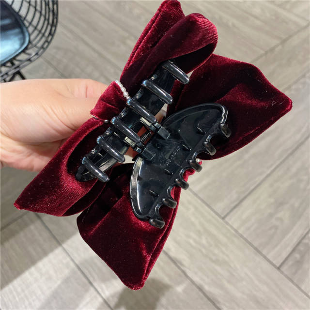 Winter design velvet bow hair claw clips