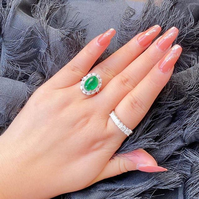 Oval shape emerald statement rings