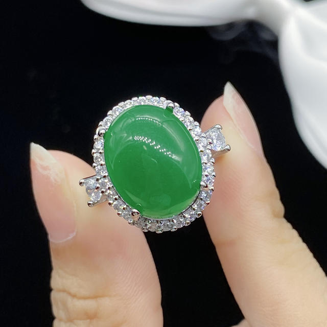 Oval shape jade statement rings