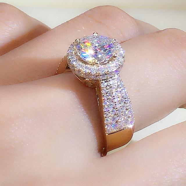 Luxury faux moissanite round shape wedding rings 2 carat